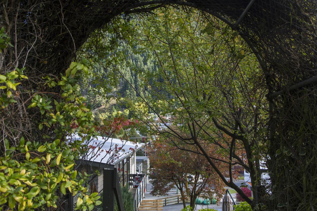 Abba Court Motel Queenstown Exterior foto